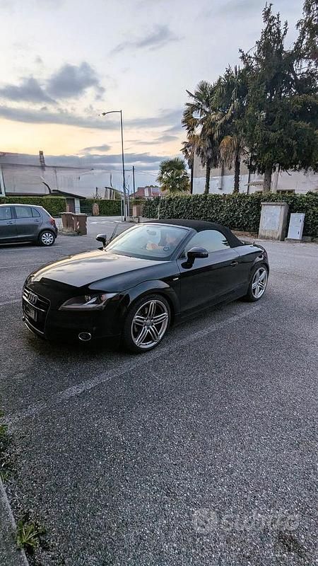 Usata Audi TT Roadster 160 CV (117 kW) 2011 Cabrio