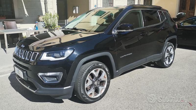 Usata Jeep Compass Limited 140 CV (102 kW) 2018 Nero SUV