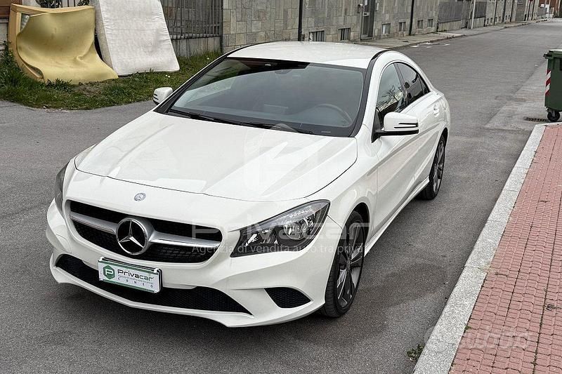 Usata Mercedes CLA220 170 CV (125 kW) 2015 Bianco Berlina