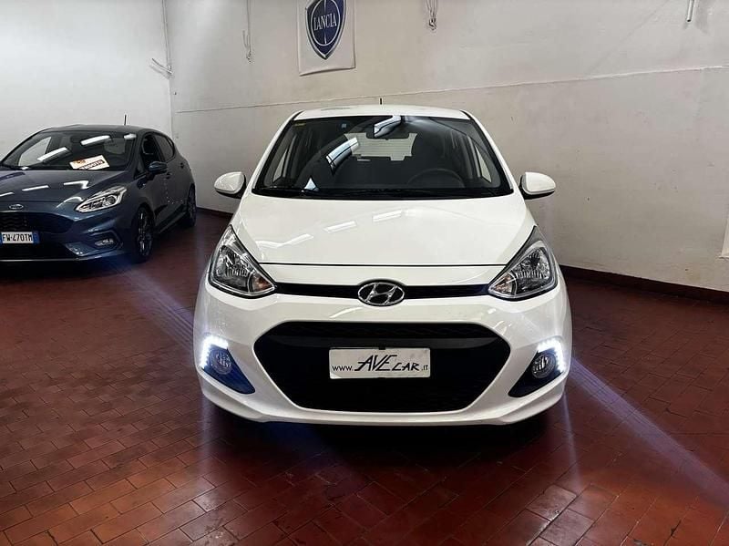 Usata Hyundai i10 67 CV (49 kW) 2016 Bianco Utilitaria