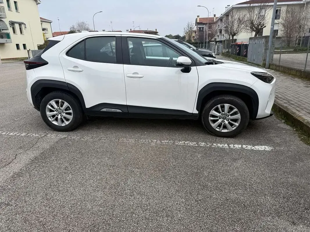 Usata Toyota Yaris Cross 116 CV (85 kW) 2022 SUV