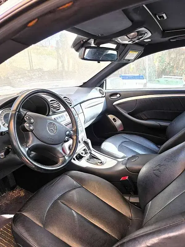 Usata Mercedes CLK220 Elegance 150 CV (110 kW) 2005 Argento Coupé
