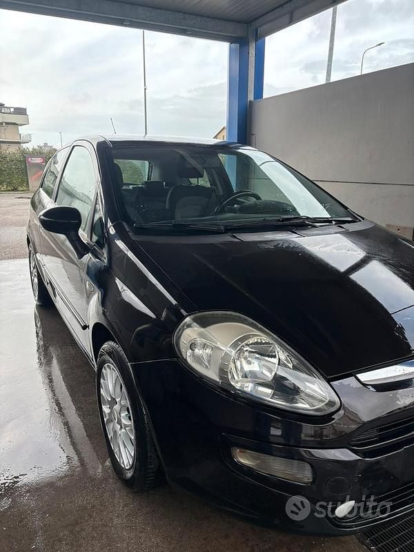 Usata Fiat Punto Evo 75 CV (55 kW) 2010 Nero Utilitaria