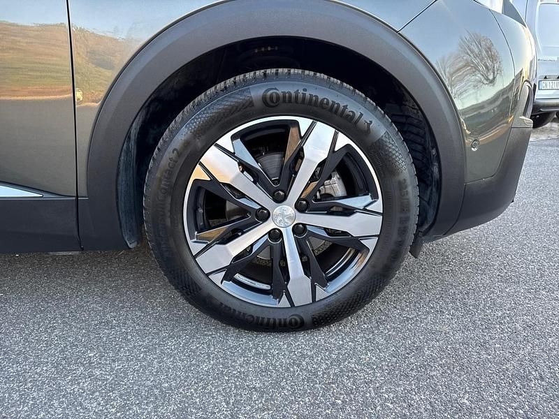 Usata Peugeot 3008 GT-line 181 CV (133 kW) 2019 Grigio SUV