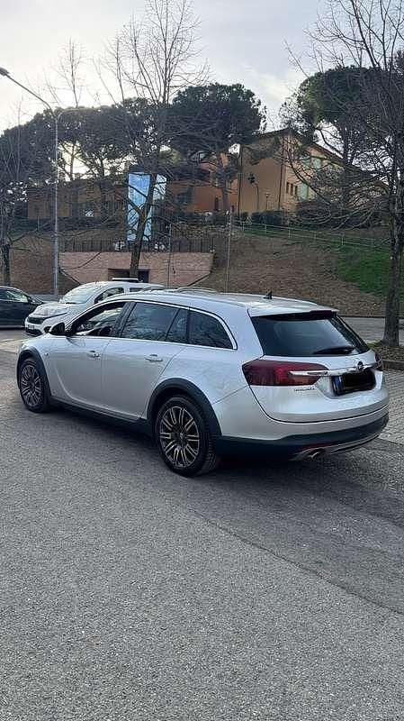 Usata Opel Insignia Country Tourer 163 CV (119 kW) 2016 Station wagon