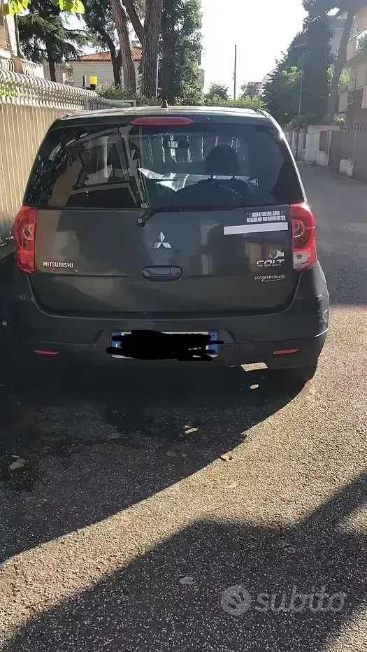 Usata Mitsubishi Colt 75 CV (55 kW) 2010 Blu Utilitaria