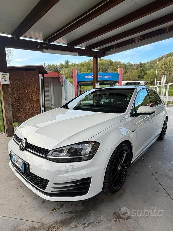 Usata VW Golf VII GTD 184 CV (135 kW) 2015 Bianco Utilitaria