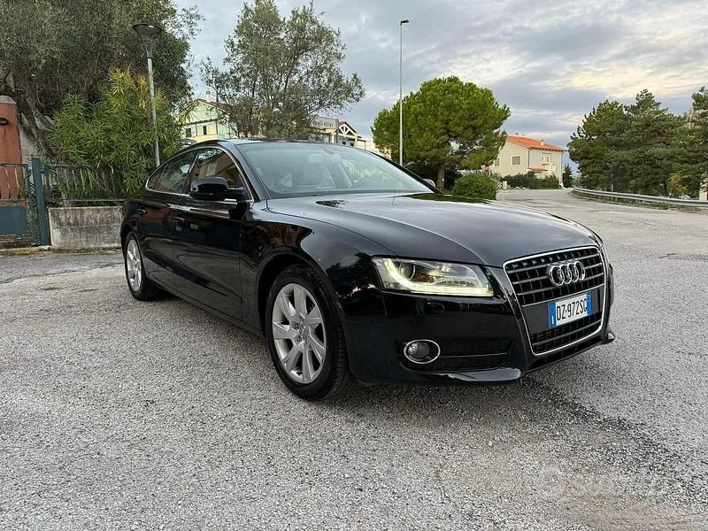 Usata Audi A5 170 CV (125 kW) 2010 Nero Berlina