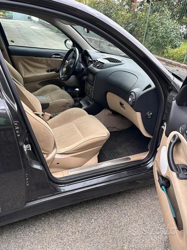 Usata Alfa Romeo 147 2006 Utilitaria