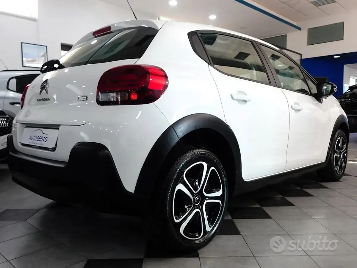 Usata Citroën C3 Feel 102 CV (75 kW) 2022 Bianco Utilitaria