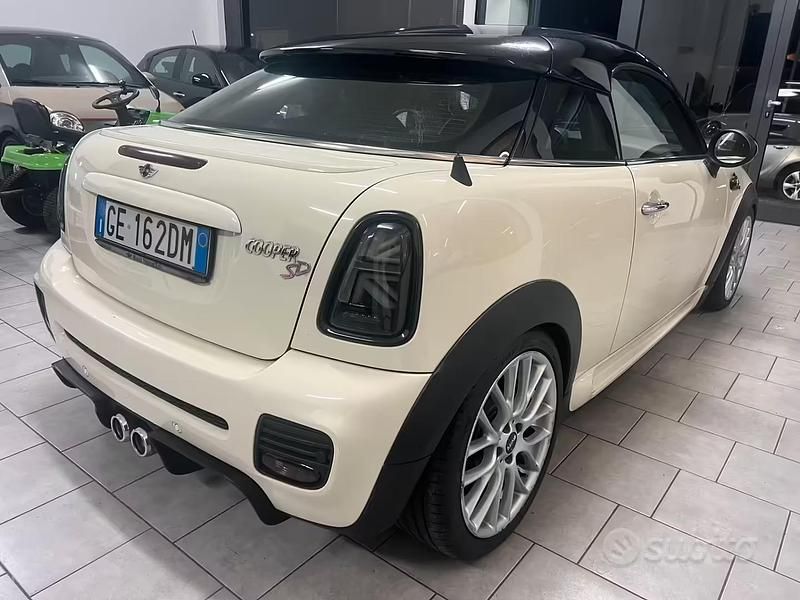 Usata Mini Cooper SD Coupé 143 CV (105 kW) 2013 Beige Coupé