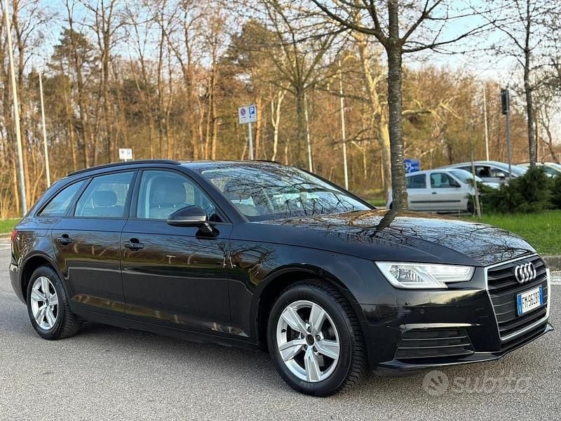 Usata Audi A4 150 CV (110 kW) 2017 Nero Berlina