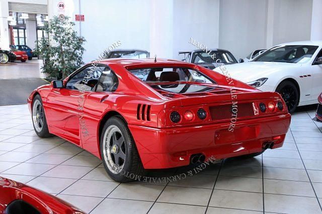 Usata Ferrari 348 300 CV (220 kW) 1991 Rosso Coupé