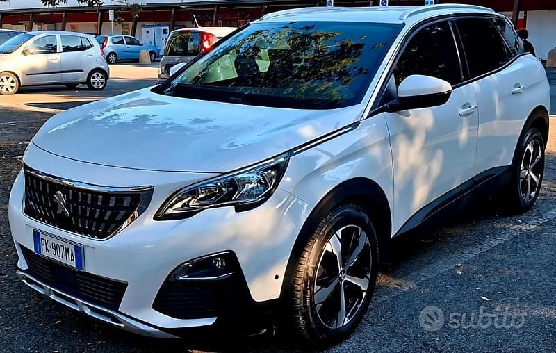 Usata Peugeot 3008 Access 131 CV (96 kW) 2017 SUV