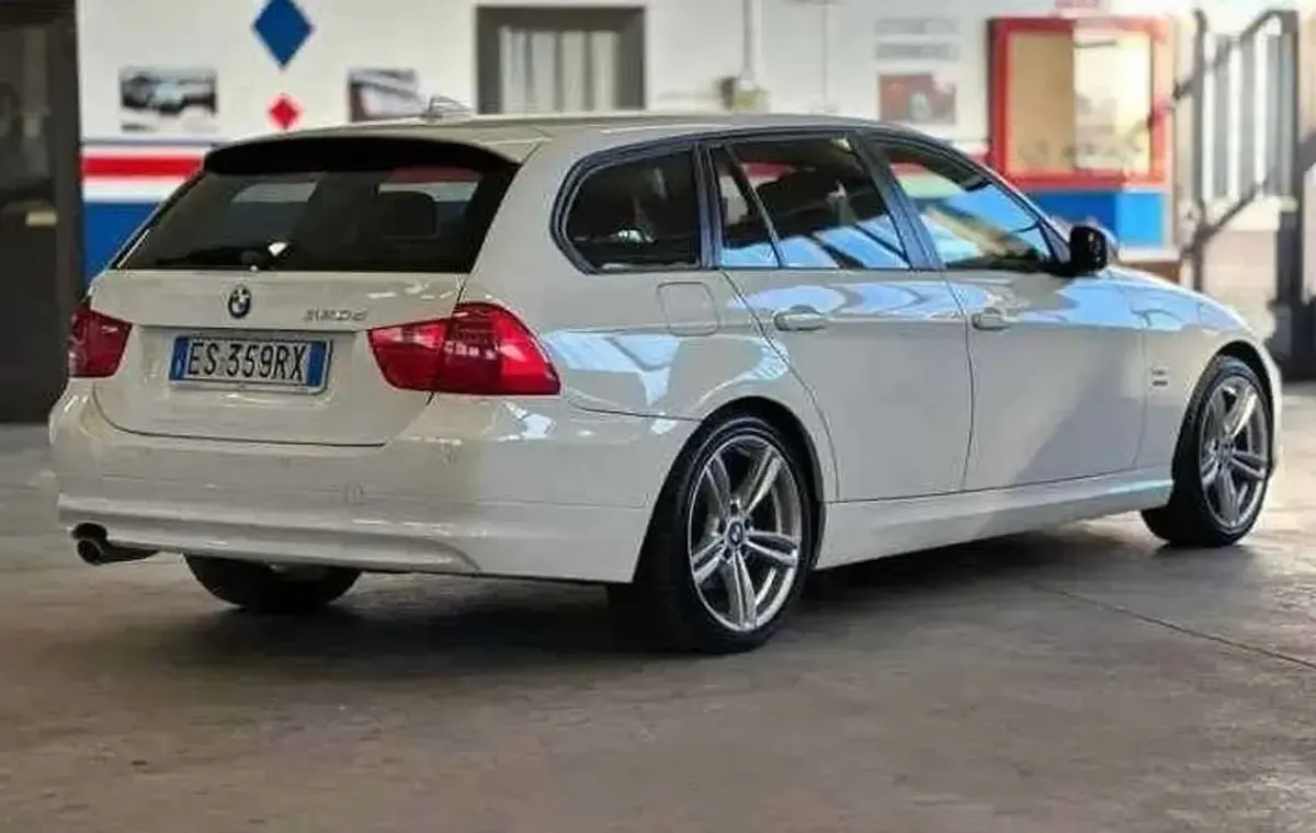 Usata BMW 320 184 CV (135 kW) 2010 Station wagon
