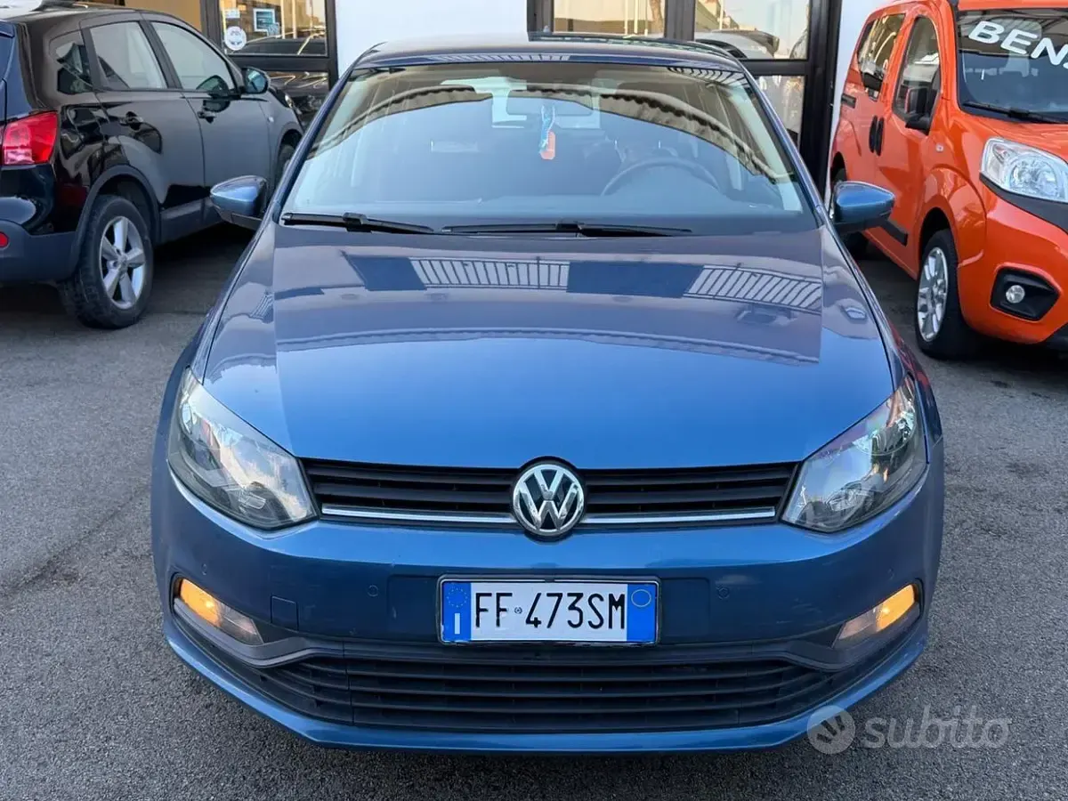 Usata VW Polo Trendline 60 CV (44 kW) 2016 Blu Berlina