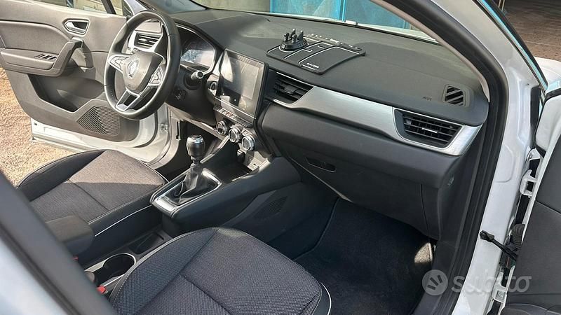 Usata Renault Captur 101 CV (74 kW) 2021 Bianco SUV