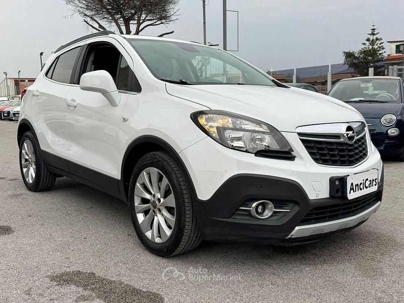 Usata Opel Mokka Cosmo 131 CV (96 kW) 2015 Bianco SUV