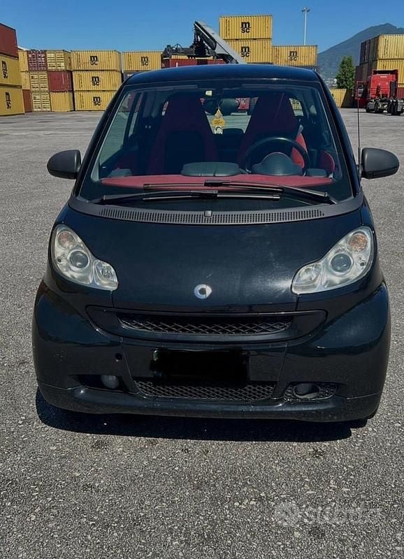 Usata Smart ForTwo Coupé 61 CV (44 kW) 2011 Utilitaria
