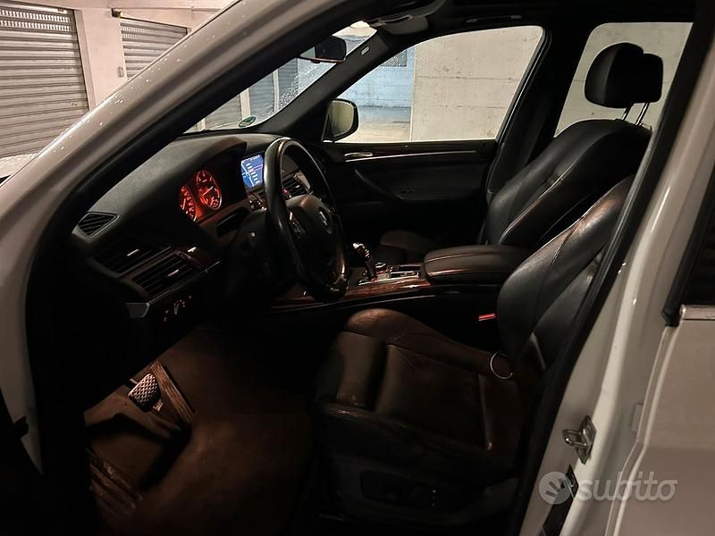 Begagnad BMW X5 286 HK (210 kW) 2011 SUV