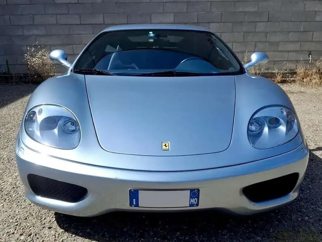 Usata Ferrari 360 400 CV (294 kW) 2004 Grigio Coupé