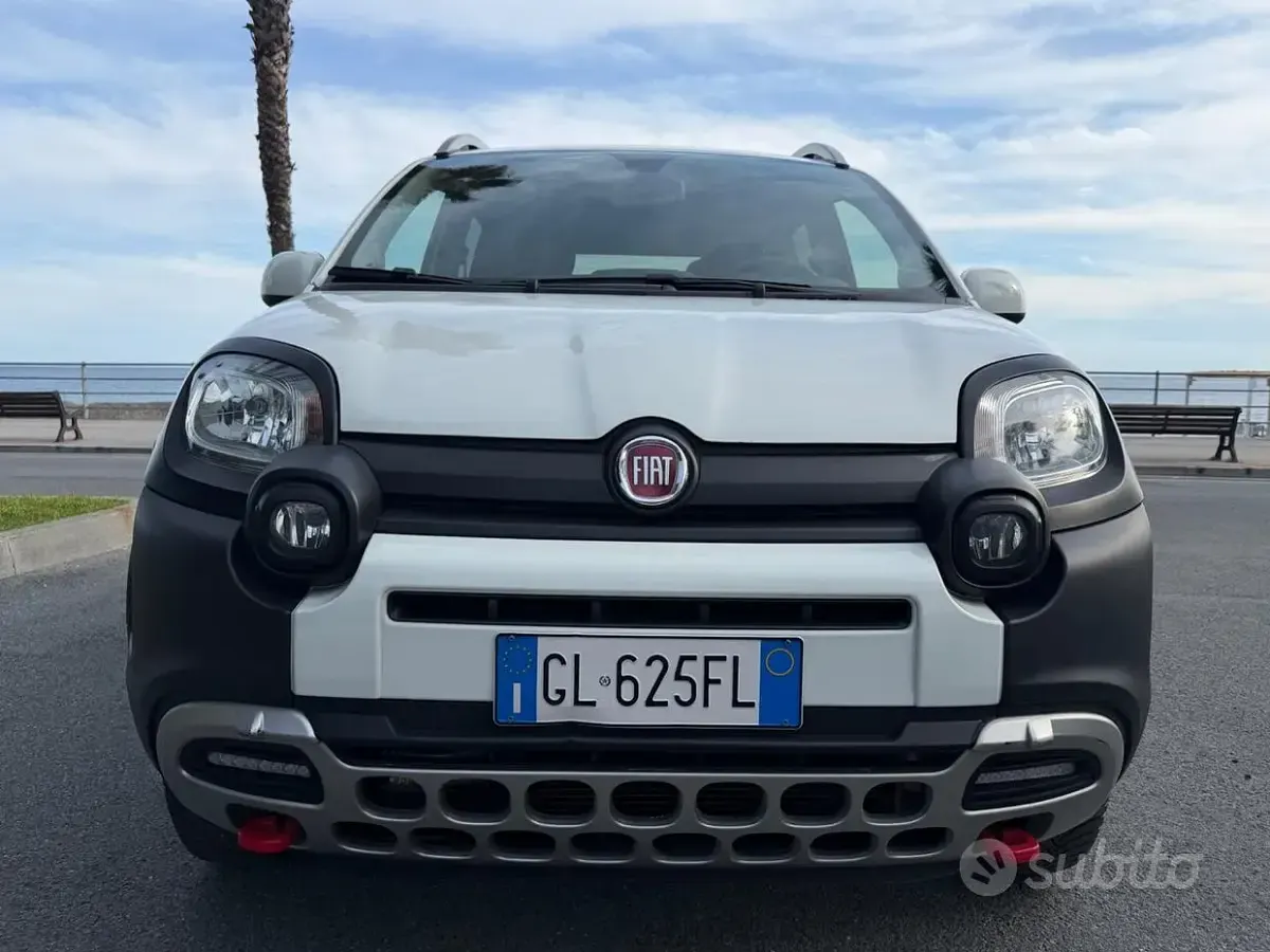 Usata Fiat Panda Cross Cross 85 CV (62 kW) 2022 Bianco Utilitaria