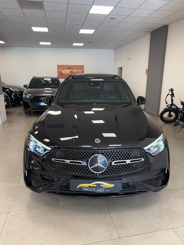 Usata Mercedes GLC300 AMG Line Premium Plus 269 CV (197 kW) 2023 Nero SUV