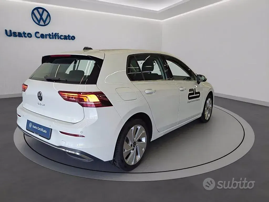 Nuova VW Golf VIII Style 150 CV (110 kW) 2025 Bianco puro Berlina