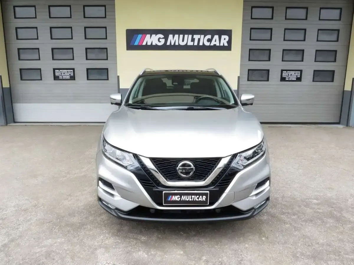 Usata Nissan Qashqai N-Connecta 159 CV (116 kW) 2021 Argento SUV