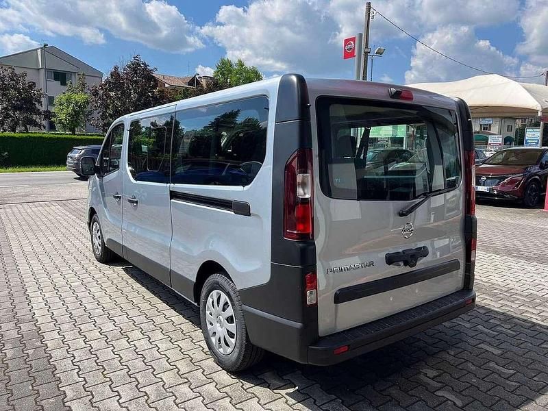 Nuova Nissan Primastar 150 CV (110 kW) 2025 Argento Monovolume