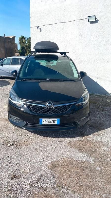 Usata Opel Zafira 2017 Monovolume
