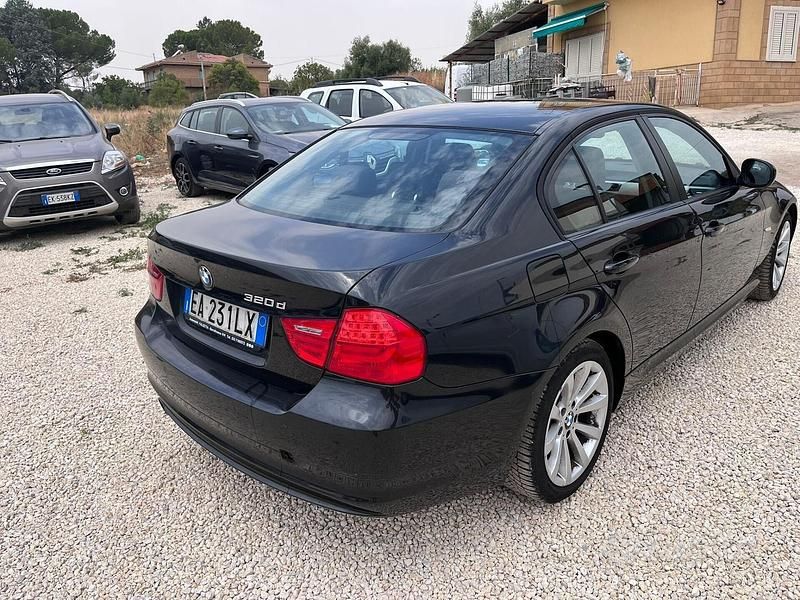 Usata BMW 320 177 CV (130 kW) 2009 Nero Berlina