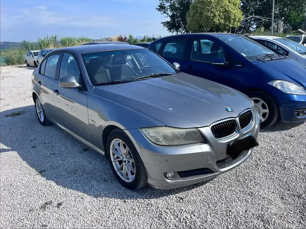 Usata BMW 320 M Sport 163 CV (119 kW) 2010 Grigio Berlina