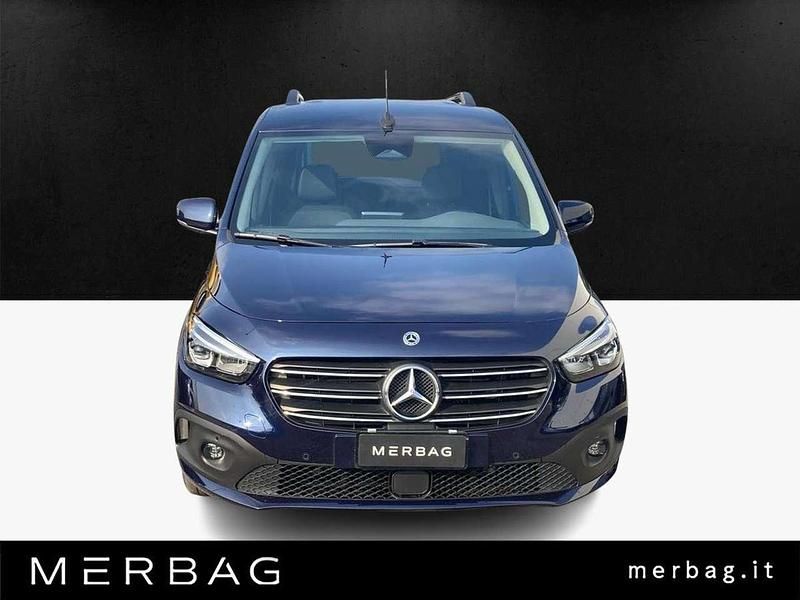 Usata Mercedes T180 Premium 120 CV (88 kW) 2023 Other Monovolume