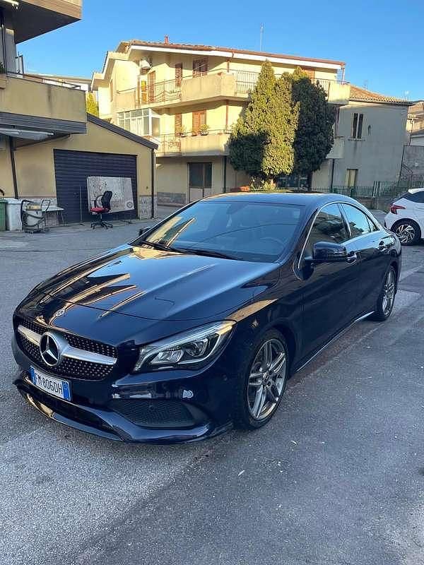 Usata Mercedes CLA220 Edition 177 CV (130 kW) 2017 Blu/azzurro Berlina