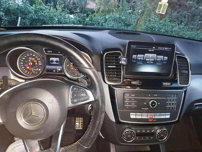 Usata Mercedes GLE250 Premium Plus 204 CV (150 kW) 2016 Nero SUV