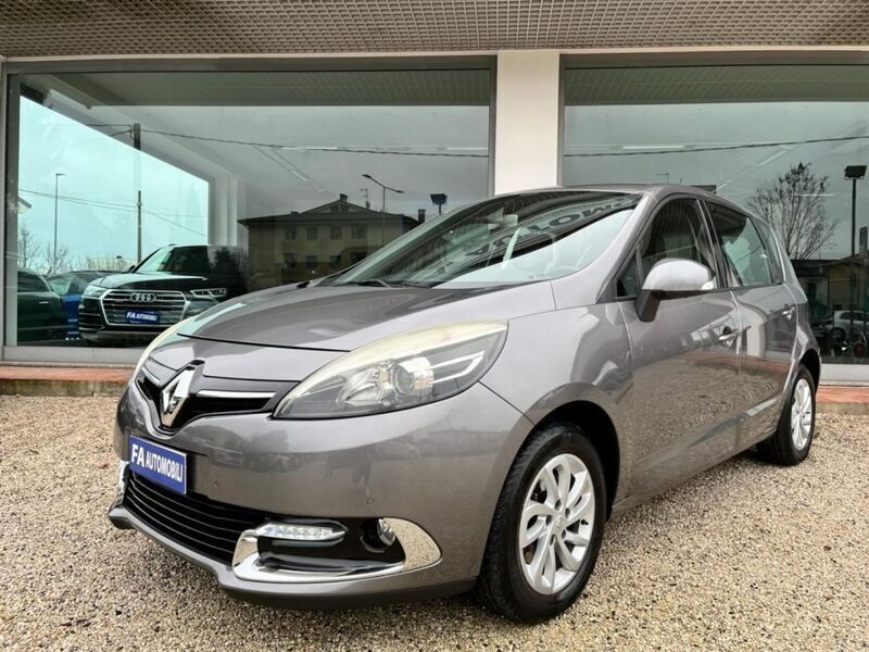 Usato 2013 Renault Scénic III 1.2 Benzin 116 CV (9.500 €)