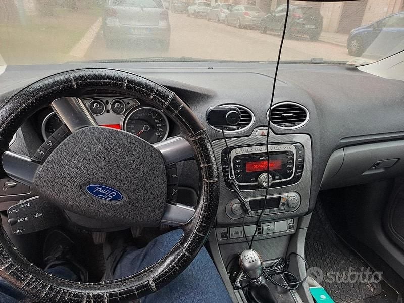 Usata Ford Focus Cabriolet 136 CV (100 kW) 2008 Cabrio