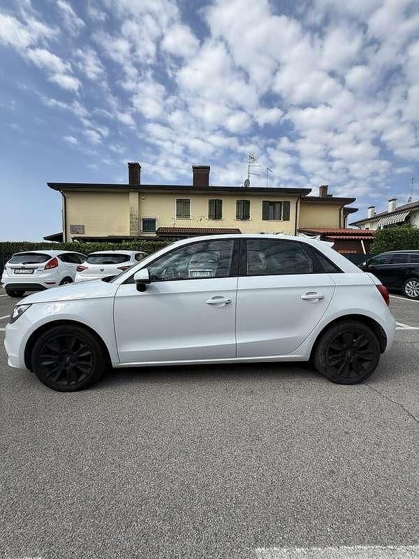 Usata Audi A1 Sportback Ambition 105 CV (77 kW) 2015 Utilitaria