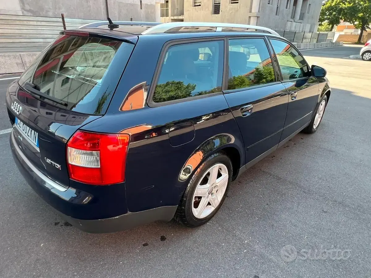 Usata Audi A4 130 CV (95 kW) 2006 Bluazzurro Station wagon