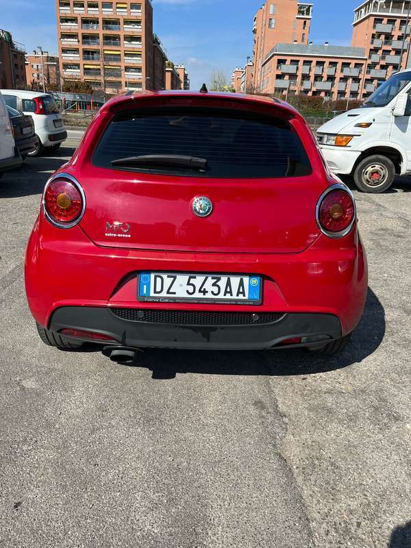 Usato 2009 Alfa Romeo MiTo 1.4 Benzin 135 CV (2.900 €)