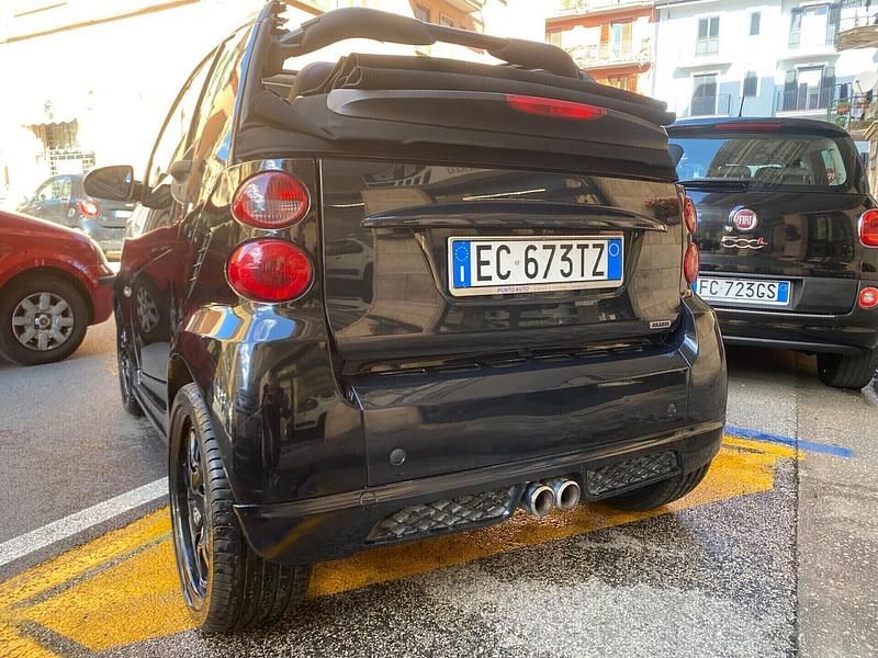 Usata Smart ForTwo Cabrio Brabus 101 CV (74 kW) 2010 Nero Cabrio