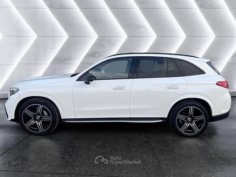 Usata Mercedes GLC220 AMG Line Premium Plus 197 CV (144 kW) 2023 Bianco SUV