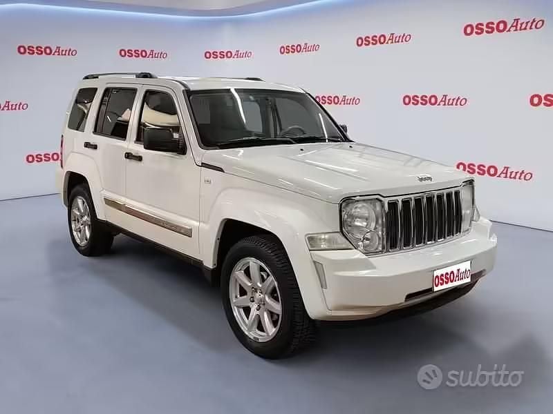 Usata Jeep Cherokee Limited 177 CV (130 kW) 2009 Bianco SUV