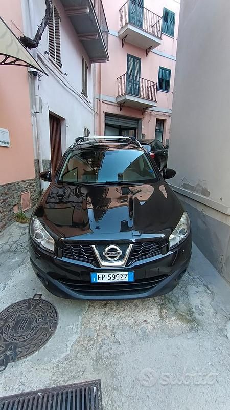 Nero Usata 2013 Nissan Qashqai SUV | 8500 € (Buon prezzo) - Immagine 1/4