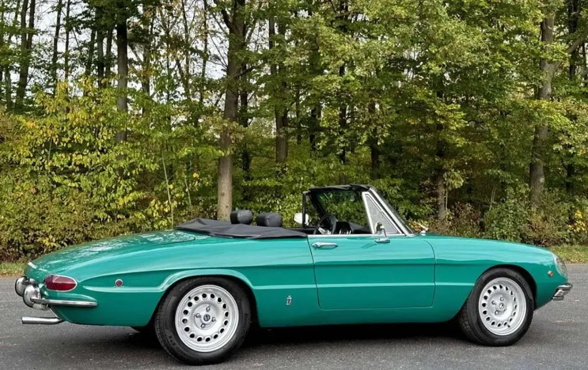 Usata Alfa Romeo Spider Veloce 118 CV (86 kW) 1969 Verde Cabrio