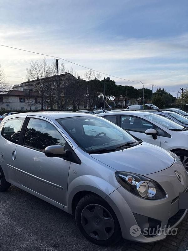Usata Renault Twingo 75 CV (55 kW) 2011 Grigio Utilitaria