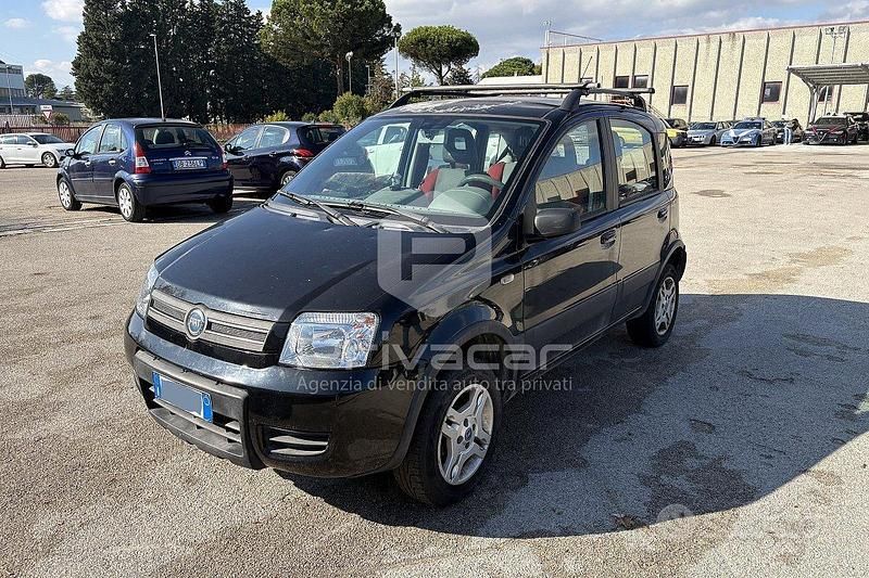 Nero Usata 2006 Fiat Panda 4x4 Climbing Due volumi | 5500 € (Cara) - Immagine 1/4