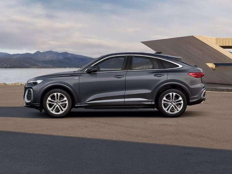 Nuova Audi Q5 Sportback S-Line 204 CV (150 kW) 2026 Grigio tambora metallico SUV