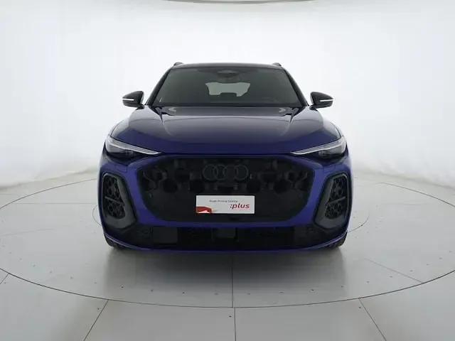 Usata Audi SQ5 Sportback Comfort 367 CV (269 kW) 2025 Blu ultra metallizzato SUV